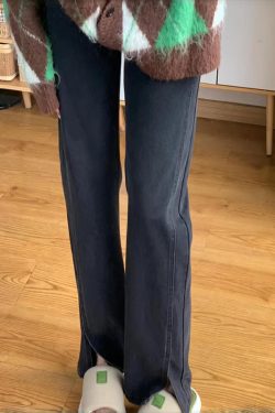 Plus-Size Pear-Shaped Slimming Flared Jeans with Side Slits - Non-Skinny Bell-Bottoms for Petite Women