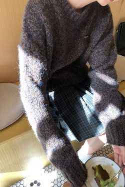 Plus-Size Plaid A-Line Pleated Skirt for Women - Mid-Length Checkered Spring/Summer College Style Skirt