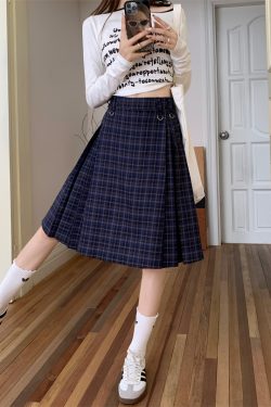 Plus Size Plaid A-Line Skirt for Women, High-Waisted Checkered Skirt, Autumn College Style, Slimming Mid-Length Fashion
