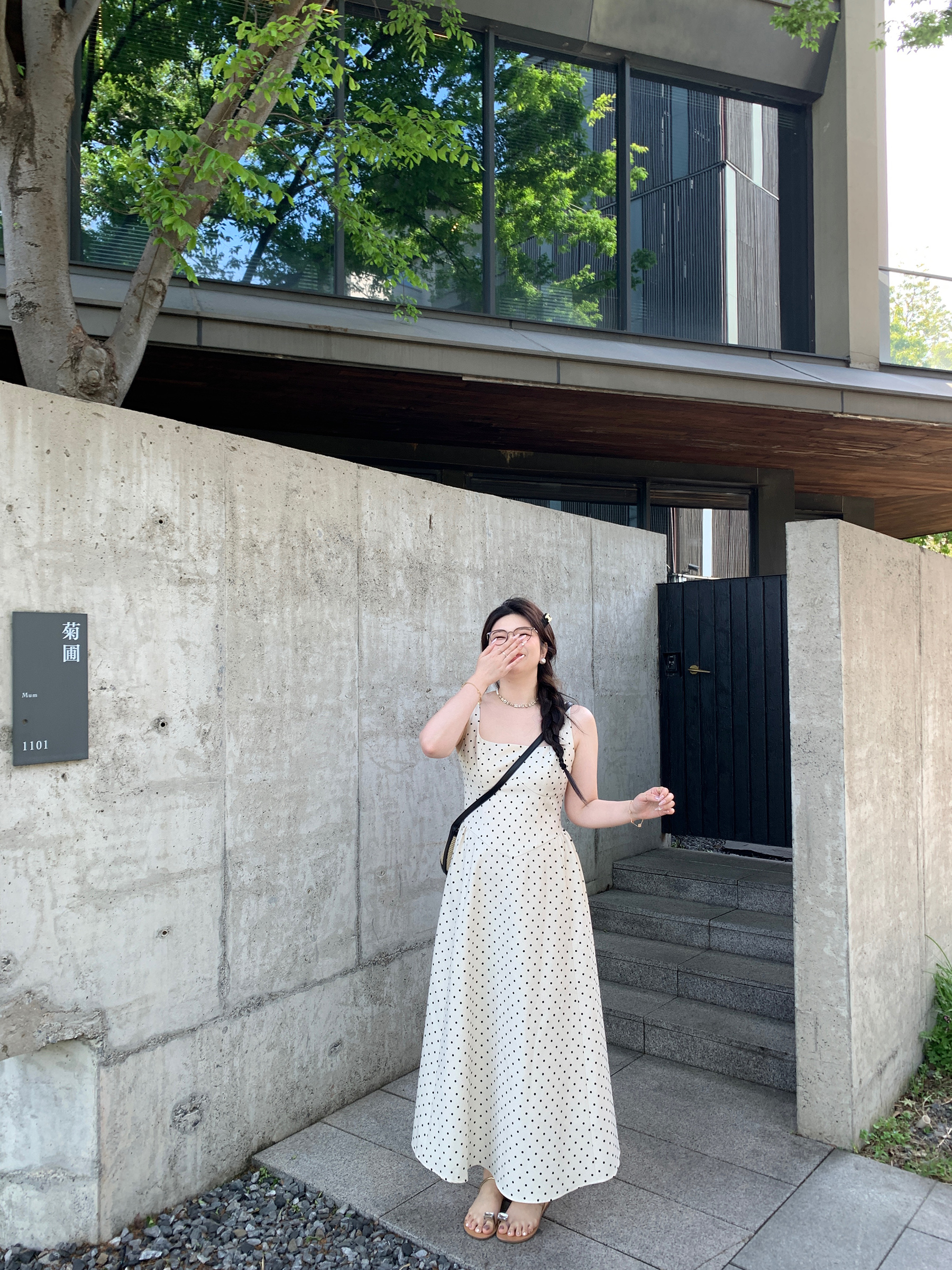 Plus-Size Polka Dot Dress with Spaghetti Straps, Snow-Topped Black Chocolate Design, Waist-Cinching, French Elegance, High-End Style Plus-Size Polka Dot Dress with Spaghetti Straps, Snow-Topped Black Chocolate Design, Waist-Cinching, French Elegance, High-End Style