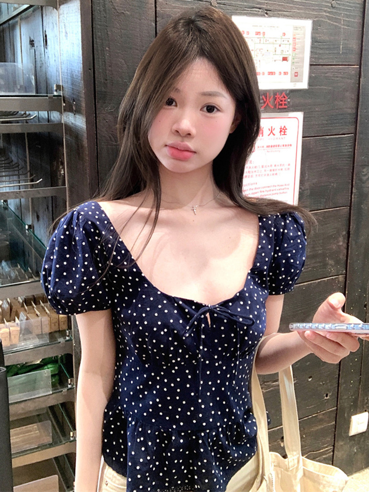 Plus Size Polka Dot U-Neck Bubble Short Sleeve Shirt for Women - Summer Sweet Spicy Tummy-Covering Top, Trendy and Unique Design Plus Size Polka Dot U-Neck Bubble Short Sleeve Shirt for Women - Summer Sweet Spicy Tummy-Covering Top, Trendy and Unique Design