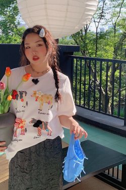 Plus Size Printed Short Sleeve T-Shirt for Women - Loose Round Neck Summer Top, Trendy Gold Design, 2025 Fashion Essential