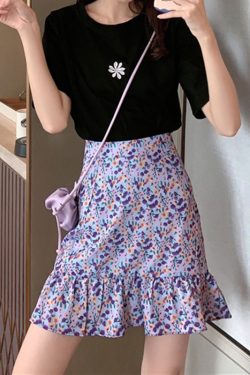 Plus Size Purple Floral Chiffon A-Line Skirt for Women, Summer Fashion, Flattering Fish Tail Mid-Length Style