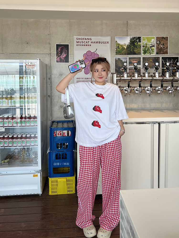 Plus Size Red Plaid Loose Long Pants – Versatile Casual Summer Trousers for Y2K and 90s Inspired Style Plus Size Red Plaid Loose Long Pants – Versatile Casual Summer Trousers for Y2K and 90s Inspired Style