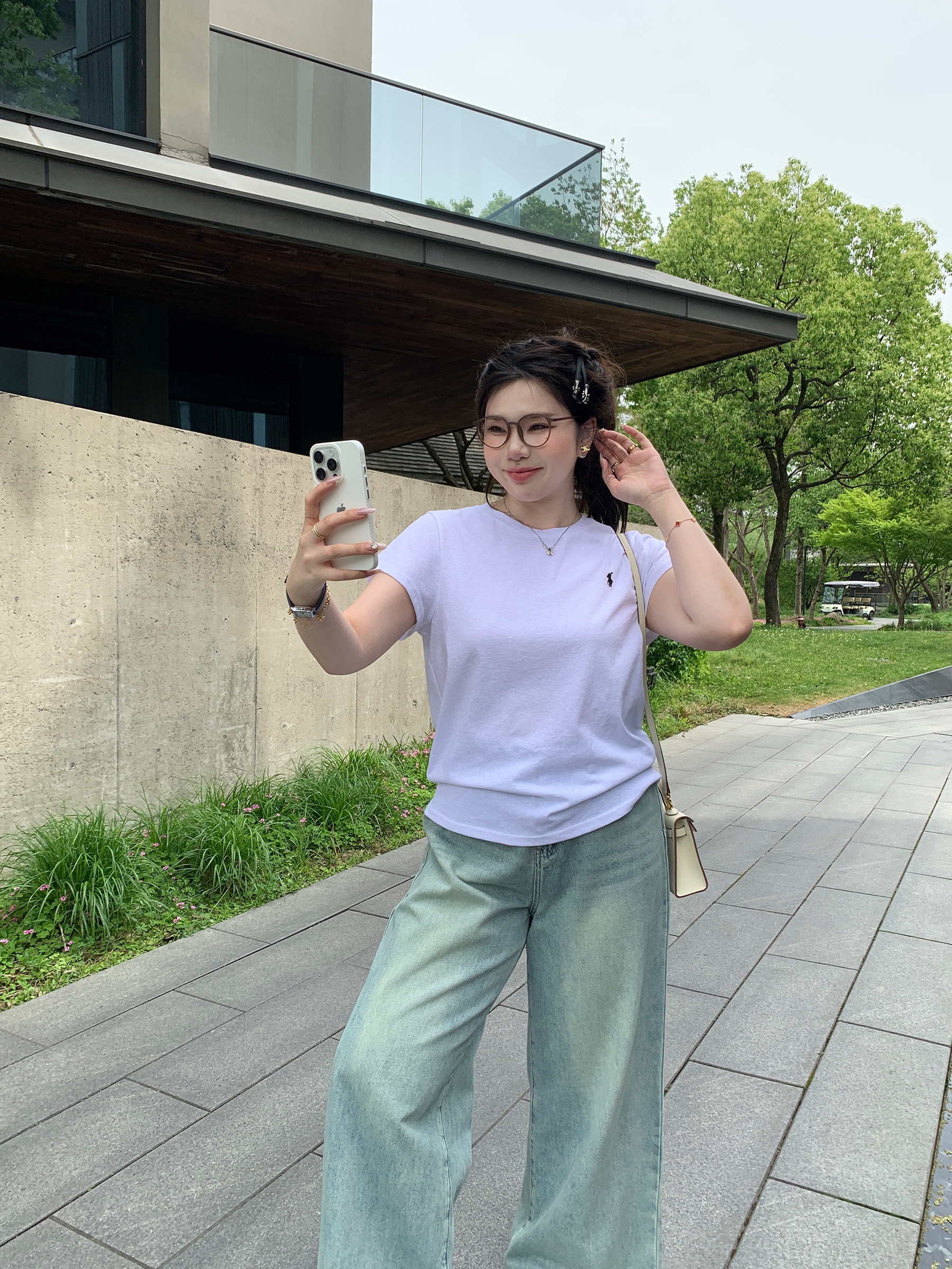 Plus Size Relaxed Fit Short Sleeve T-Shirt for Homebodies - Round Neck Slim Tee in Comfortable Design Plus Size Relaxed Fit Short Sleeve T-Shirt for Homebodies - Round Neck Slim Tee in Comfortable Design