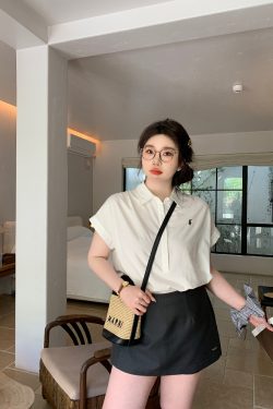 Plus Size Relaxed Old Money Style Short Sleeve Shirt with Flutter Sleeves for High-Ranking Female Protagonists