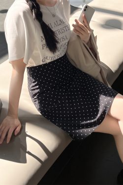 Plus Size Retro Black Polka Dot Half Skirt for Women, Summer A-Line Umbrella Skirt, Petite Bodycon Midi Style