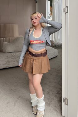 Plus Size Retro Coffee Color Pleated A-Line Mini Skirt - American Style College Fashion, Solid Color, Slim Fit