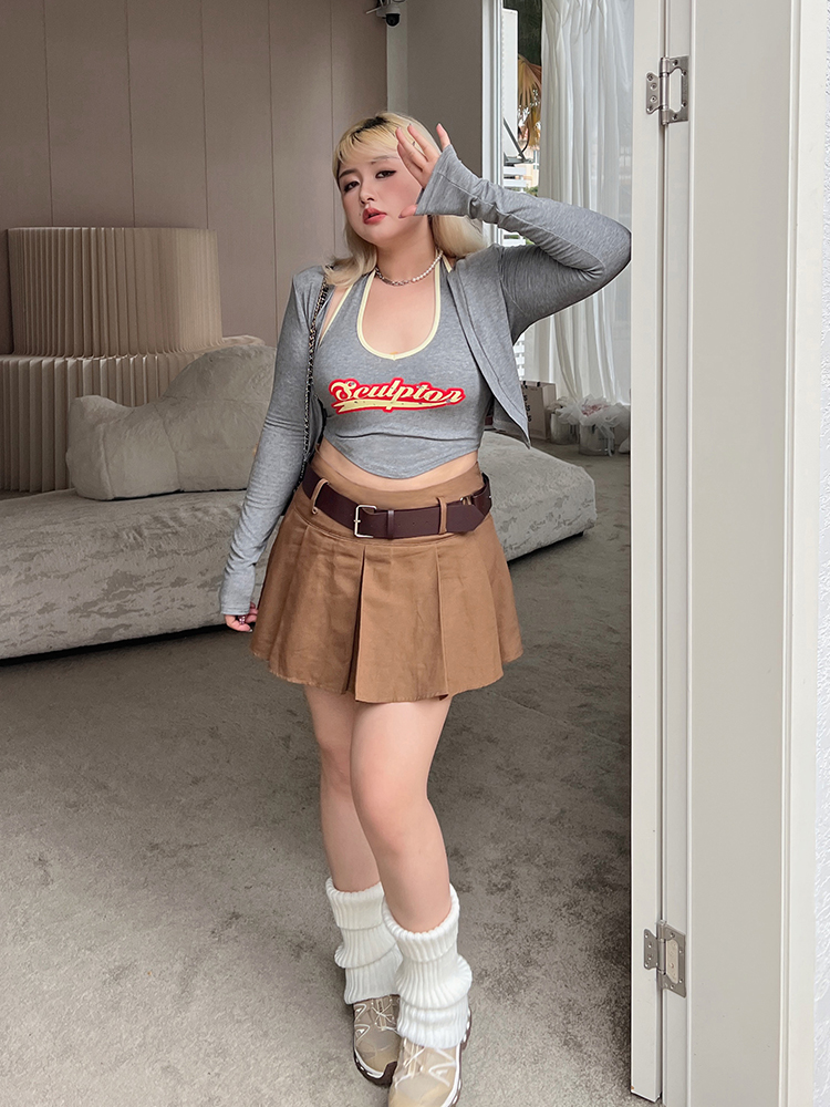 Plus Size Retro Coffee Color Pleated A-Line Mini Skirt - American Style College Fashion, Solid Color, Slim Fit Plus Size Retro Coffee Color Pleated A-Line Mini Skirt - American Style College Fashion, Solid Color, Slim Fit