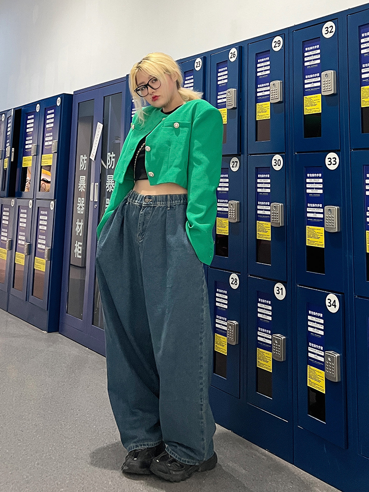 Plus Size Retro High-Waisted Button Straight-Leg Wide-Leg Pants - Casual Slimming Women's Jeans for Y2K and Vintage Style Plus Size Retro High-Waisted Button Straight-Leg Wide-Leg Pants - Casual Slimming Women's Jeans for Y2K and Vintage Style