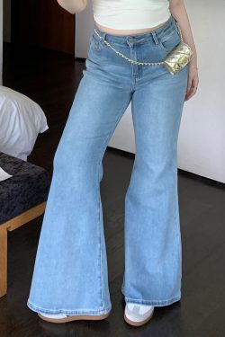 Plus-Size Retro Light Blue Stretchy Butt-Lifting Slim-Fit Flared Pants - Supermodel Shaping for a Chic 90s Look