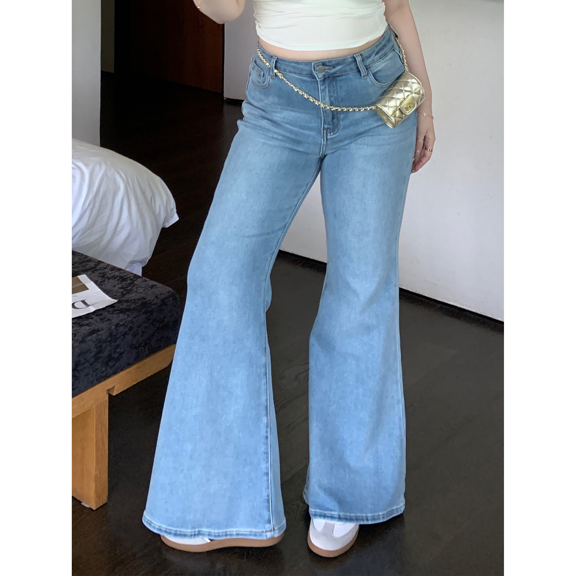 Plus-Size Retro Light Blue Stretchy Butt-Lifting Slim-Fit Flared Pants - Supermodel Shaping for a Chic 90s Look Plus-Size Retro Light Blue Stretchy Butt-Lifting Slim-Fit Flared Pants - Supermodel Shaping for a Chic 90s Look