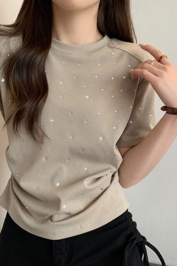 Plus-Size Rhinestone Ruched Short-Sleeve T-Shirt for Summer - Trendy Slimming Design for Women