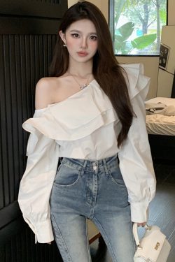 Plus Size Ruffled Off-Shoulder Long Sleeve White Top for Women, Autumn French Style, Flattering Design for Curvy Figures