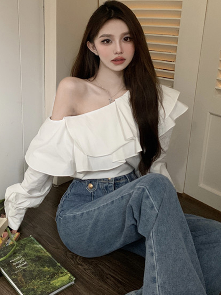 Plus Size Ruffled Off-Shoulder Long Sleeve White Top for Women, Autumn French Style, Flattering Design for Curvy Figures Plus Size Ruffled Off-Shoulder Long Sleeve White Top for Women, Autumn French Style, Flattering Design for Curvy Figures