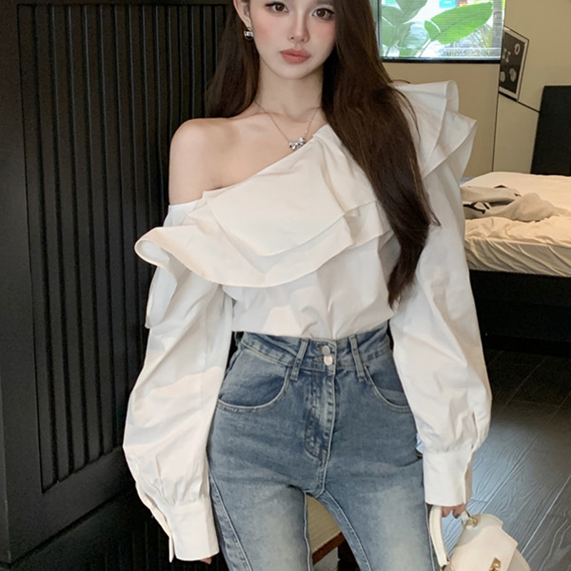 Plus Size Ruffled Off-Shoulder Long Sleeve White Top for Women, Autumn French Style, Flattering Design for Curvy Figures Plus Size Ruffled Off-Shoulder Long Sleeve White Top for Women, Autumn French Style, Flattering Design for Curvy Figures