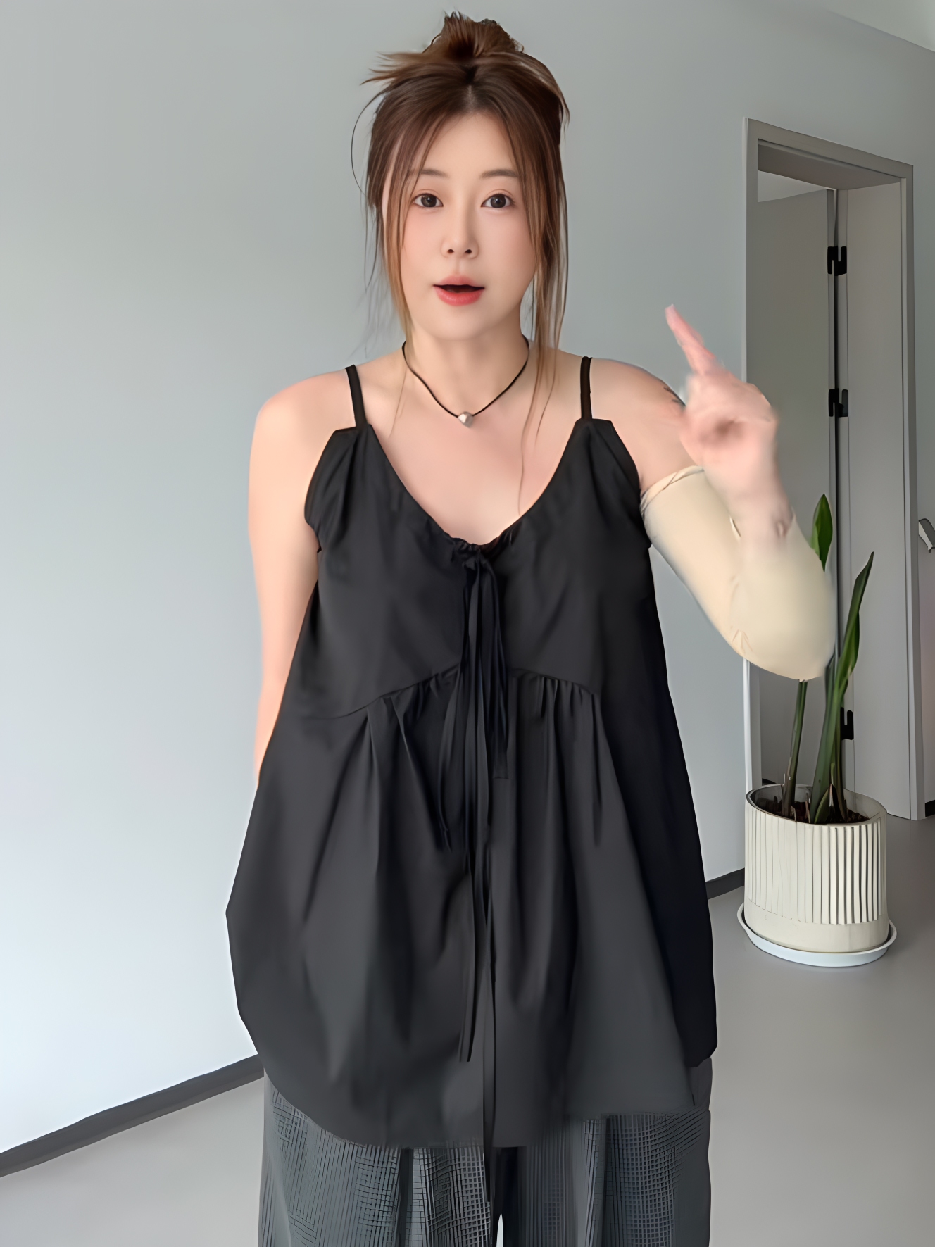 Plus Size Sleeveless Top for Spring and Summer, Loose Fit with Strap Design to Flatter Curvy Figures, Perfect Layering Essential Plus Size Sleeveless Top for Spring and Summer, Loose Fit with Strap Design to Flatter Curvy Figures, Perfect Layering Essential