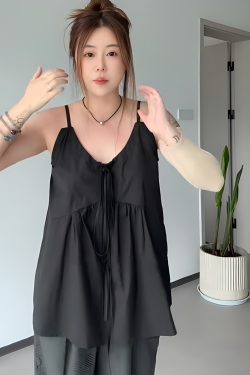 Plus Size Sleeveless Top for Spring and Summer, Loose Fit with Strap Design to Flatter Curvy Figures, Perfect Layering Essential