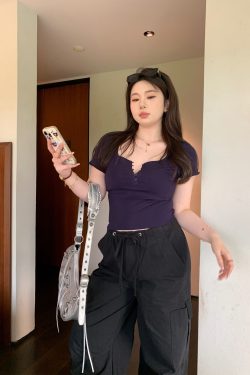 Plus Size Slim Fit Short Sleeve Crop Top for Cute Girls - Trendy and Comfortable Summer Style