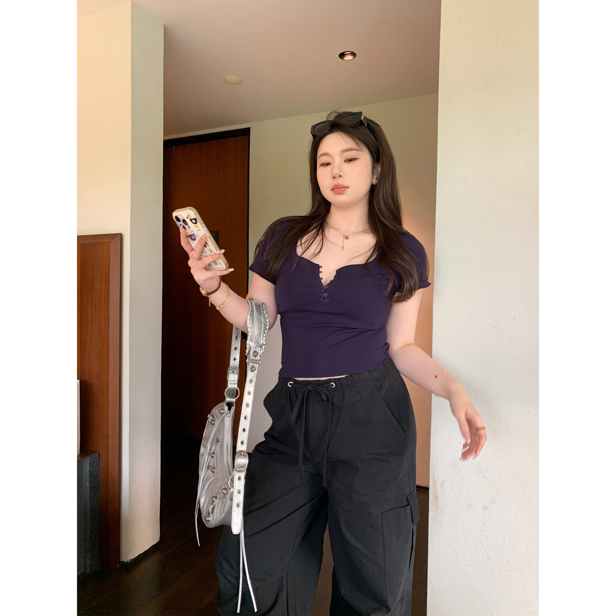 Plus Size Slim Fit Short Sleeve Crop Top for Cute Girls - Trendy and Comfortable Summer Style Plus Size Slim Fit Short Sleeve Crop Top for Cute Girls - Trendy and Comfortable Summer Style