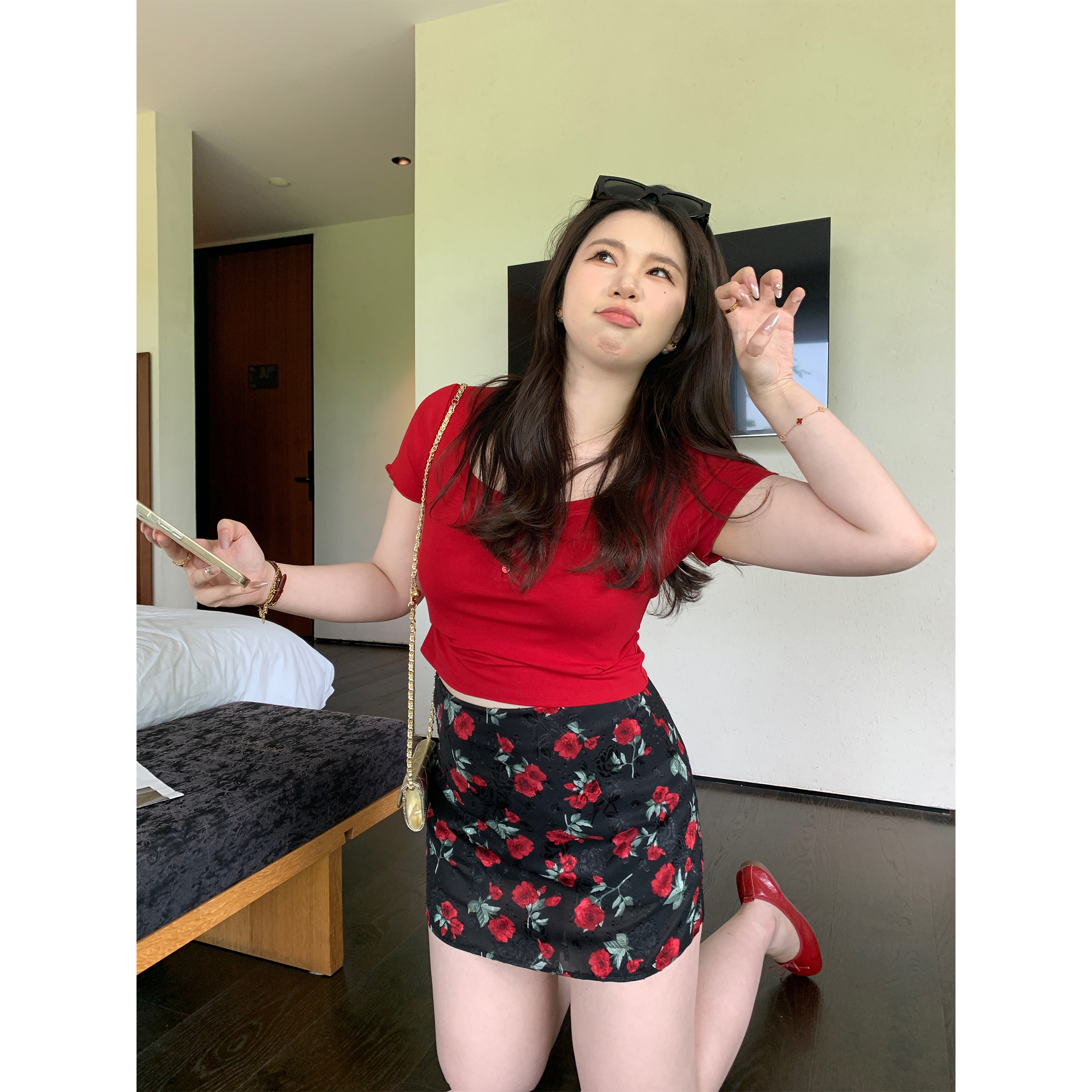 Plus Size Slim Fit Short Sleeve Crop Top for Cute Girls - Trendy and Comfortable Summer Style Plus Size Slim Fit Short Sleeve Crop Top for Cute Girls - Trendy and Comfortable Summer Style