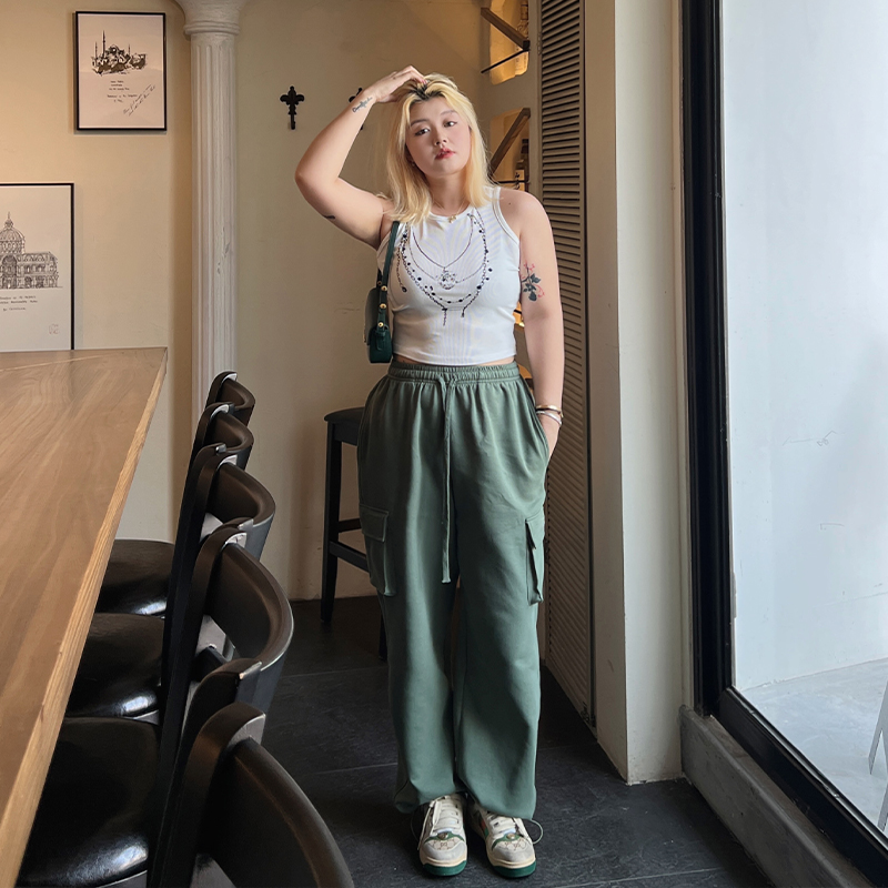 Plus Size Slimming Cargo Pants in Candy Color - European American Style Sports Casual Long Pants with Large Pockets for Spring Summer Plus Size Slimming Cargo Pants in Candy Color - European American Style Sports Casual Long Pants with Large Pockets for Spring Summer