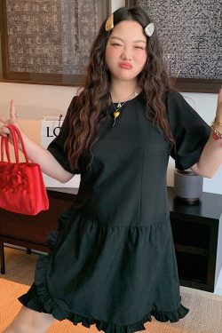 Plus Size Slimming Little Black Dress for Women - Gold Lace Edge Design, Summer 2025 New Style for Curvy Figures