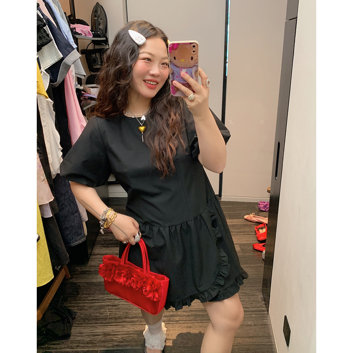 Plus Size Slimming Little Black Dress for Women - Gold Lace Edge Design, Summer 2025 New Style for Curvy Figures Plus Size Slimming Little Black Dress for Women - Gold Lace Edge Design, Summer 2025 New Style for Curvy Figures