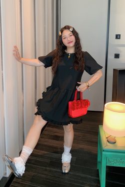 Plus Size Slimming Little Black Dress for Women - Gold Lace Edge Design, Summer 2025 New Style for Curvy Figures