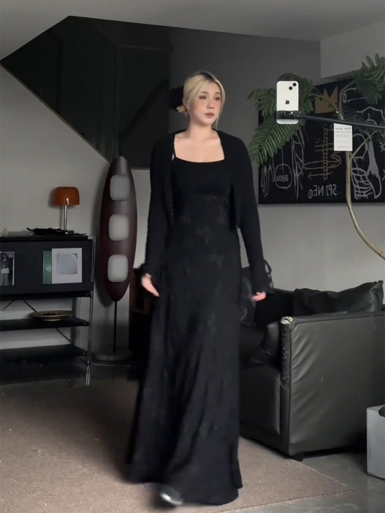 Plus-Size Slimming Two-Piece Set: Women's Summer Cardigan and Sleeveless Camisole Dress, French Sweet & Spicy Style Plus-Size Slimming Two-Piece Set: Women's Summer Cardigan and Sleeveless Camisole Dress, French Sweet & Spicy Style