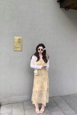 Plus Size Soft Ice Silk Cardigan - Lightweight Sun Protection Top for Air Conditioning - Comfortable and Stylish Essential