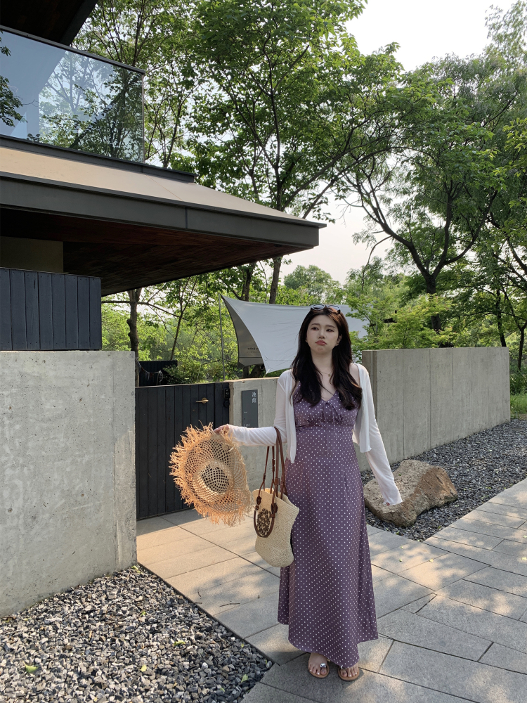 Plus Size Soft Ice Silk Cardigan - Lightweight Sun Protection Top for Air Conditioning - Comfortable and Stylish Essential Plus Size Soft Ice Silk Cardigan - Lightweight Sun Protection Top for Air Conditioning - Comfortable and Stylish Essential