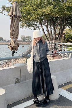 Plus Size Solid Color Midi Skirt for Autumn Winter - Thickened Pleated Warm Versatile Basic Style