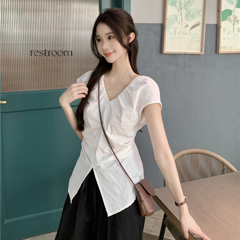 Plus Size Split V-Neck Short Sleeve Shirt for Women - Summer French Style, Waist-Cinching Pleated Elegant Top Plus Size Split V-Neck Short Sleeve Shirt for Women - Summer French Style, Waist-Cinching Pleated Elegant Top
