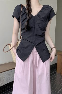 Plus Size Split V-Neck Short Sleeve Shirt for Women - Summer French Style, Waist-Cinching Pleated Elegant Top