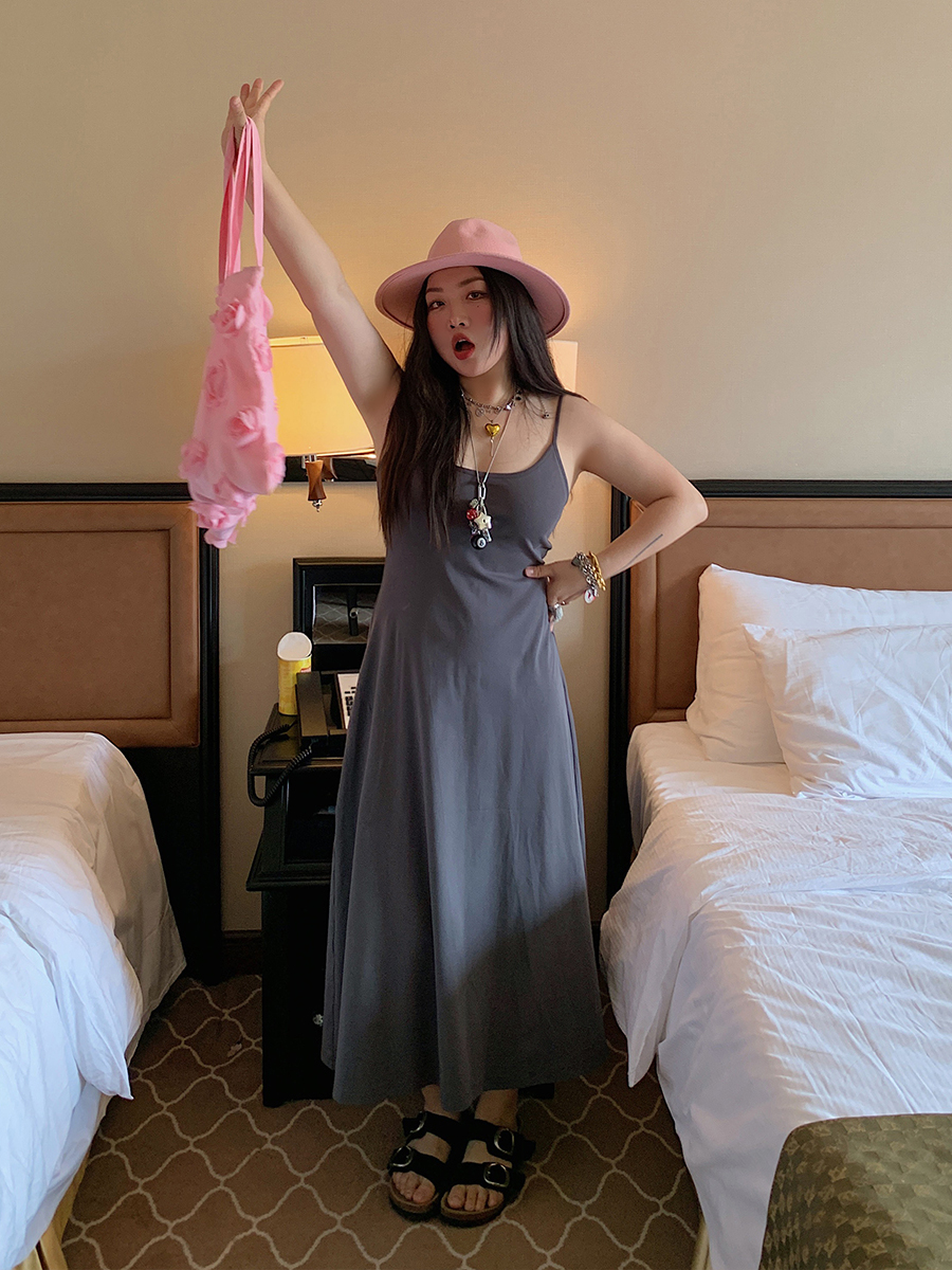 Plus Size Strap Dress for Women - 2025 New Summer Slimming Belly Covering Fashion, Ideal for Casual Outings and Y2K Style Plus Size Strap Dress for Women - 2025 New Summer Slimming Belly Covering Fashion, Ideal for Casual Outings and Y2K Style