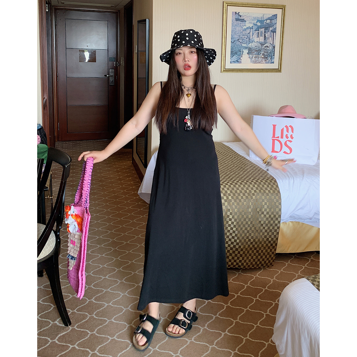 Plus Size Strap Dress for Women - 2025 New Summer Slimming Belly Covering Fashion, Ideal for Casual Outings and Y2K Style Plus Size Strap Dress for Women - 2025 New Summer Slimming Belly Covering Fashion, Ideal for Casual Outings and Y2K Style