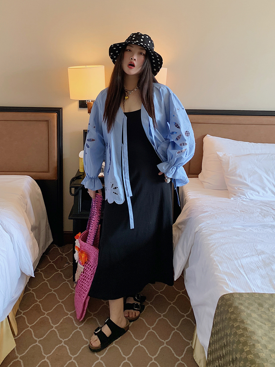 Plus Size Strap Dress for Women - 2025 New Summer Slimming Belly Covering Fashion, Ideal for Casual Outings and Y2K Style Plus Size Strap Dress for Women - 2025 New Summer Slimming Belly Covering Fashion, Ideal for Casual Outings and Y2K Style