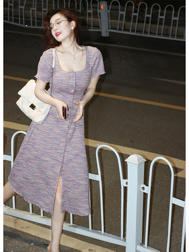 Plus-Size Striped Bodycon Dress for Summer, Square Neck, Flattering Fit, Dopamine Outfit, Perfect for Curvy Figures Plus-Size Striped Bodycon Dress for Summer, Square Neck, Flattering Fit, Dopamine Outfit, Perfect for Curvy Figures