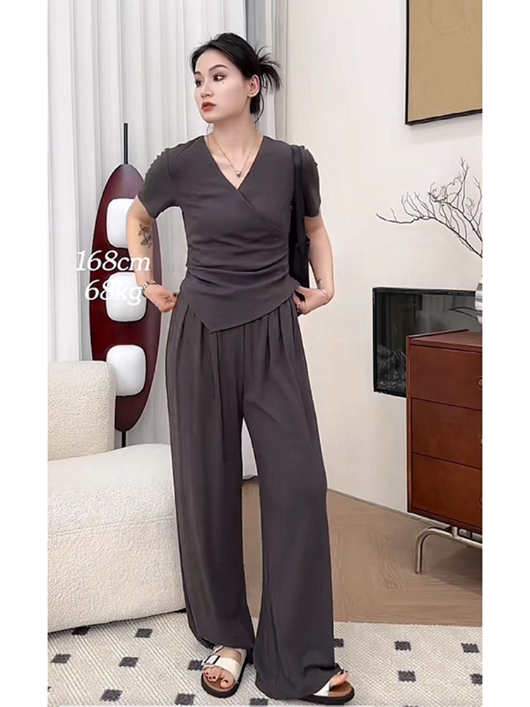 Plus Size Summer Casual Set for Women - Slimming Waist Short Sleeve T-Shirt and Wide Leg Pants - Trendy Lightweight Outfit Plus Size Summer Casual Set for Women - Slimming Waist Short Sleeve T-Shirt and Wide Leg Pants - Trendy Lightweight Outfit