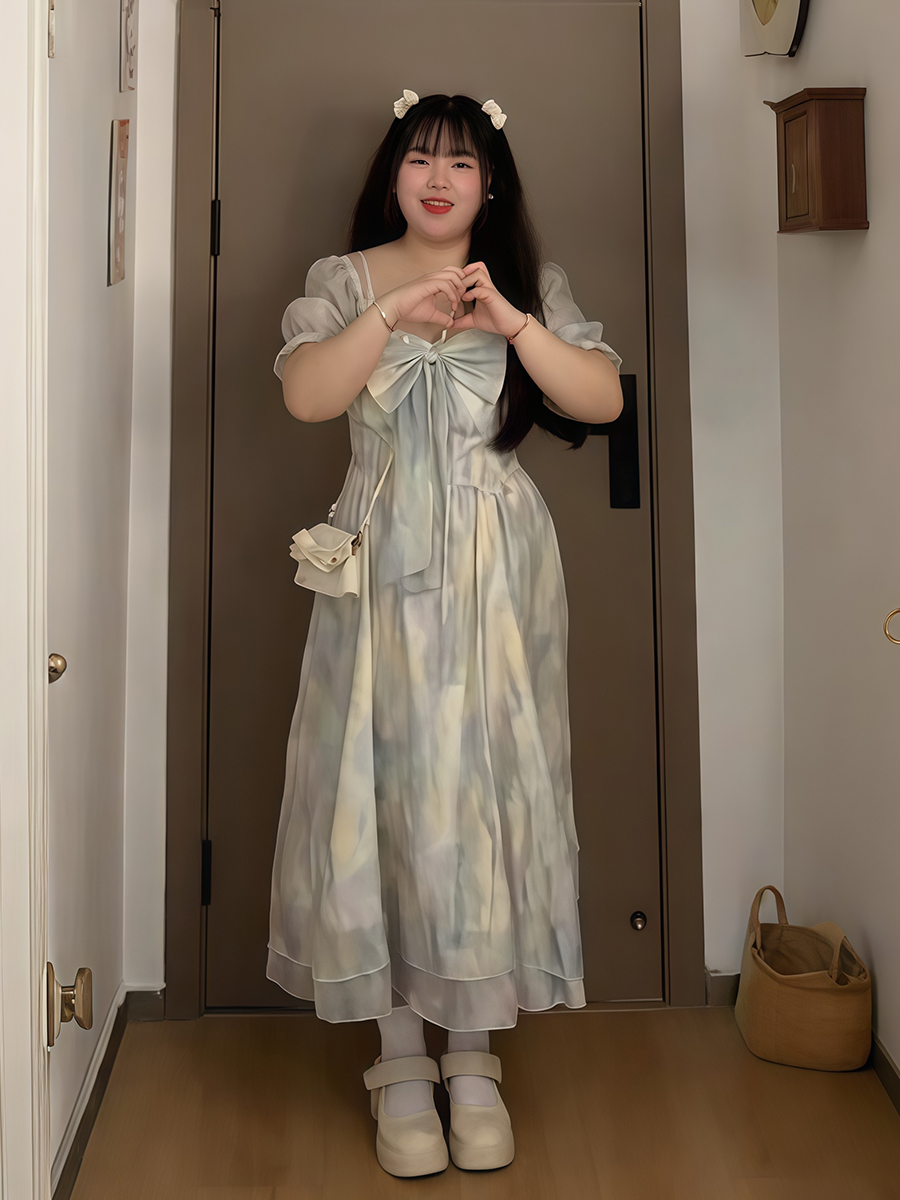 Plus-Size Summer Floral Water Wave Dress for Women, French Style Flattering Waist Fairy Dress, Elegant Blue 90s Inspired Fashion Plus-Size Summer Floral Water Wave Dress for Women, French Style Flattering Waist Fairy Dress, Elegant Blue 90s Inspired Fashion