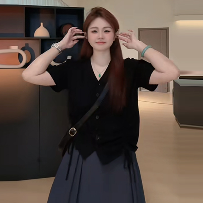 Plus Size Summer Niche Top with Shoulder Drawstring, Loose Fit V-Neck Short Sleeve T-Shirt for Curvy Women, Flattering Style Plus Size Summer Niche Top with Shoulder Drawstring, Loose Fit V-Neck Short Sleeve T-Shirt for Curvy Women, Flattering Style