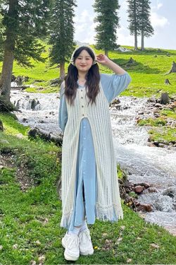 Plus-Size Summer Vacation Two-Piece Set with Tassel Skirt and Hollow-Out Cover-Up Dress - Loose Layered Style for Travel