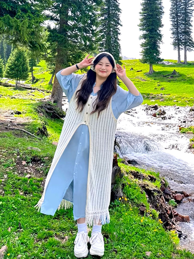 Plus-Size Summer Vacation Two-Piece Set with Tassel Skirt and Hollow-Out Cover-Up Dress - Loose Layered Style for Travel Plus-Size Summer Vacation Two-Piece Set with Tassel Skirt and Hollow-Out Cover-Up Dress - Loose Layered Style for Travel