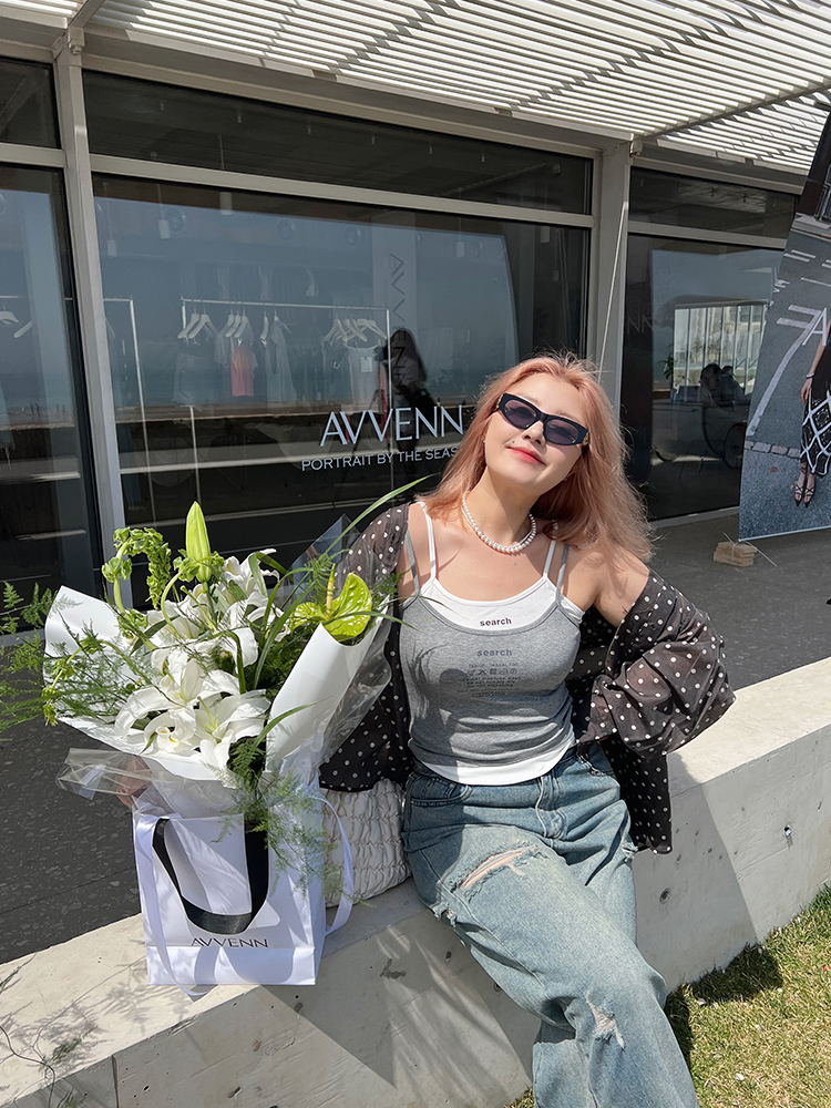 Plus Size Two-Color Romantic Polka Dot Oversized Chiffon Shirt for Summer, Loose Fit with Sun Protection, Trendy and Versatile Plus Size Two-Color Romantic Polka Dot Oversized Chiffon Shirt for Summer, Loose Fit with Sun Protection, Trendy and Versatile