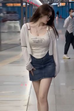 Plus-Size U-Shaped Neck Camisole with Slimming Effect, Spicy Girl Style + Sun Protection Cardigan for Women