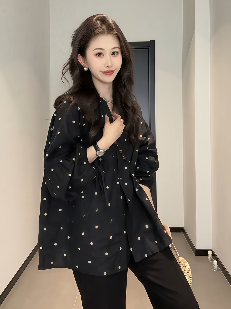 Plus-Size V-Neck Black Polka Dot Lantern Sleeve Shirt for Women - Stylish Spring Summer Top, Flattering Fit Plus-Size V-Neck Black Polka Dot Lantern Sleeve Shirt for Women - Stylish Spring Summer Top, Flattering Fit