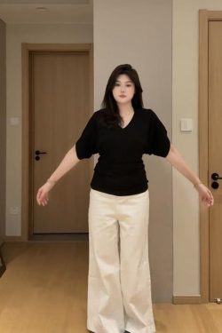 Plus-Size V-Neck Short Sleeve T-Shirt for Women, Flattering Batwing Sleeve Top, Unique Summer Style, Chic and Comfortable