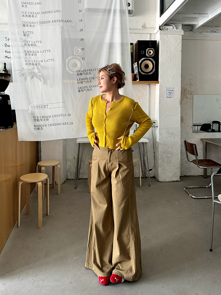 Plus Size Vintage American High Waist Wide Leg Jeans for Women, Autumn Winter Leaf Yellow Flared Workwear Pants Plus Size Vintage American High Waist Wide Leg Jeans for Women, Autumn Winter Leaf Yellow Flared Workwear Pants