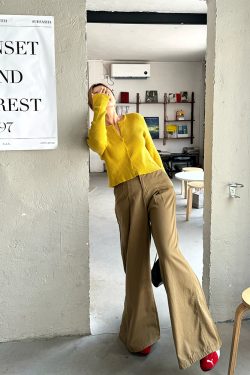 Plus Size Vintage American High Waist Wide Leg Jeans for Women, Autumn Winter Leaf Yellow Flared Workwear Pants